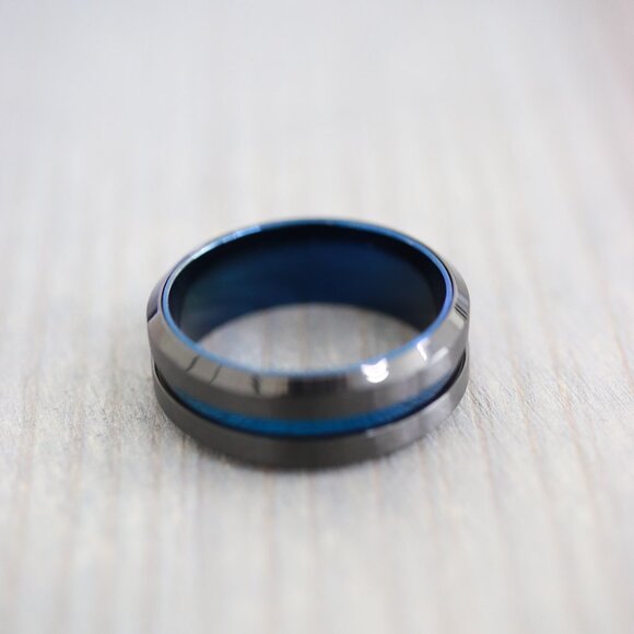 Mens Ring 8mm 2-Tone Metallic Gray/Blue Square Edge Ring Stainless Steel Wedding - Picture 2 of 3